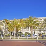 Cosy Sea Front Garden Διαμέρισμα *