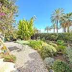 Cosy Sea Front Garden * Νίκαια