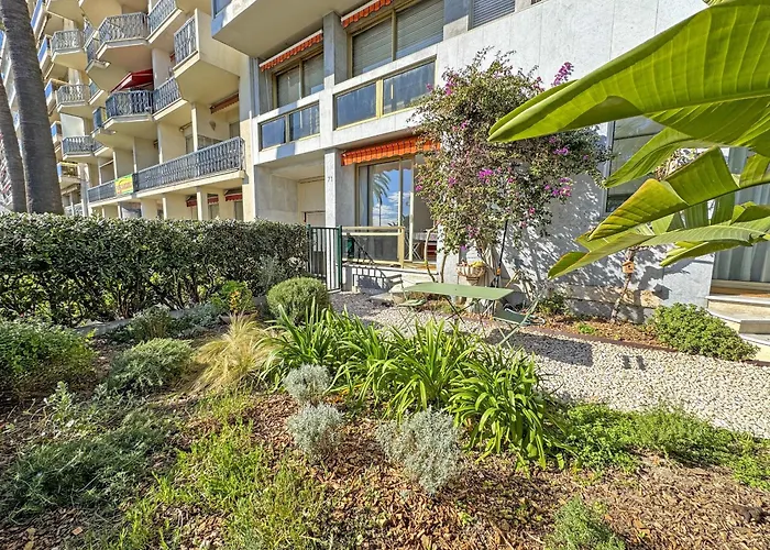Cosy Sea Front Garden Apartman Nizza