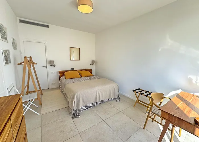 Apartman Cosy Sea Front Garden Nizza