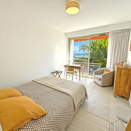 Cosy Sea Front Garden Daire *